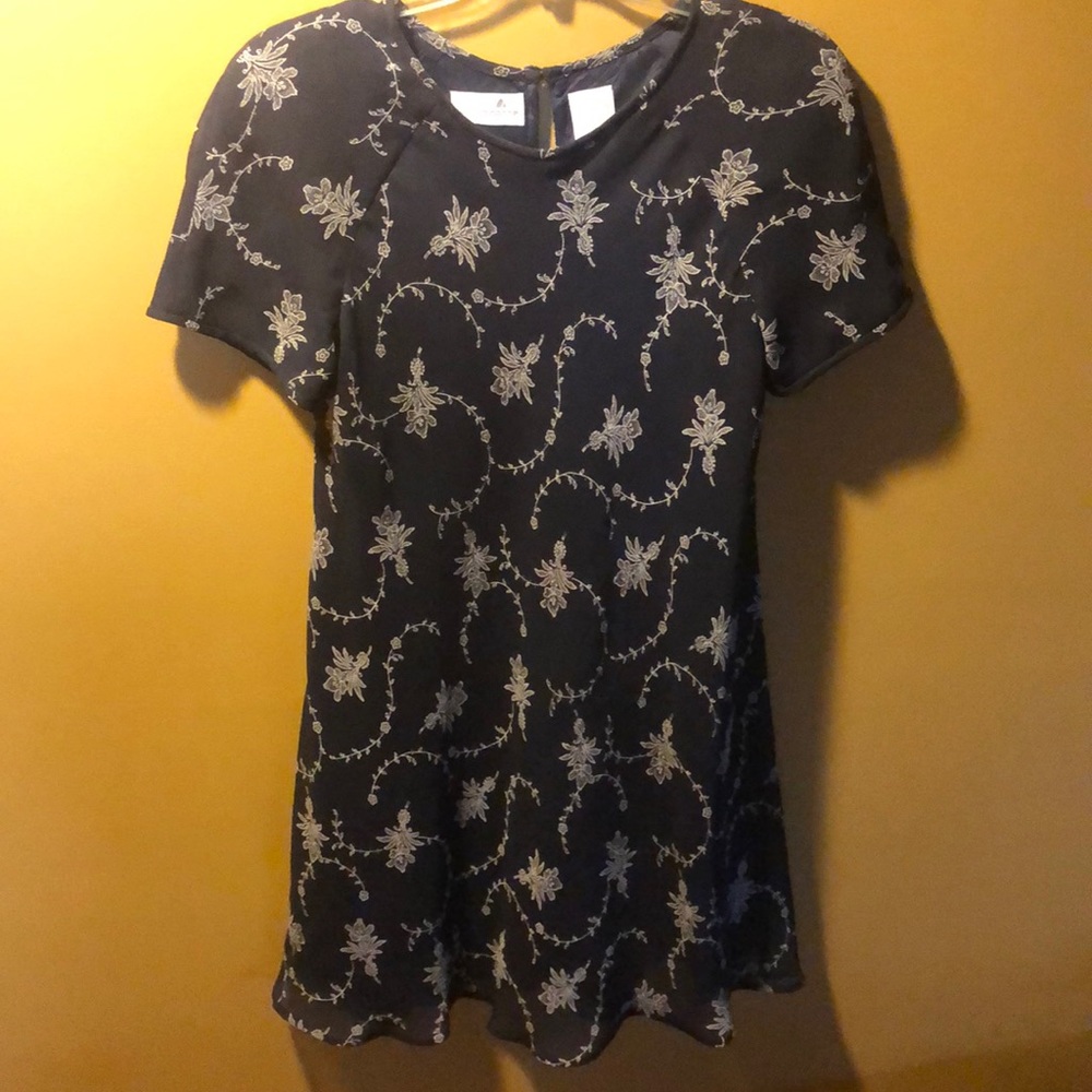 LIZ CLAIBORNE 👗